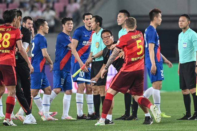 归国休整静待归队！杨瀚森6月8日会师中国男篮，蓄力世预赛补强内线短板